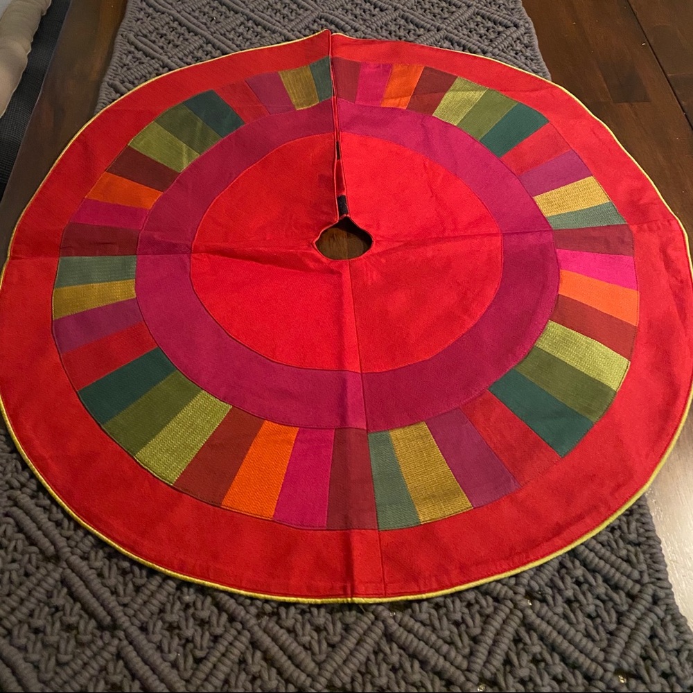 Crate & Barrel Tree Skirt